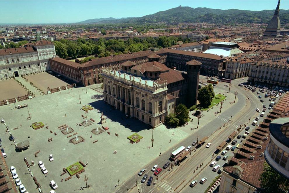piazza castello torino