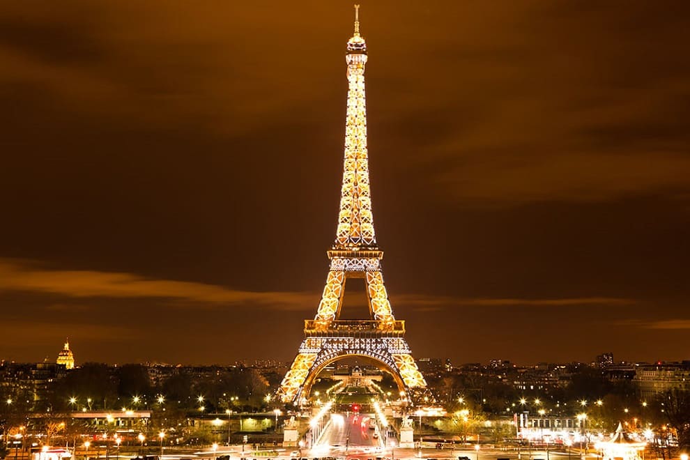 tour eiffel illuminata