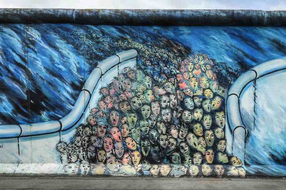 east side gallery metro