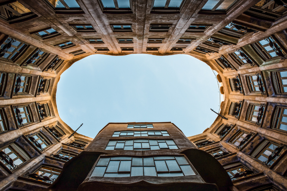 gaudi casa mila