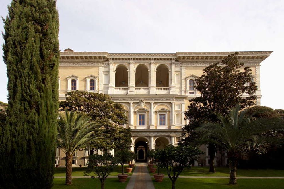 palazzo farnese rome