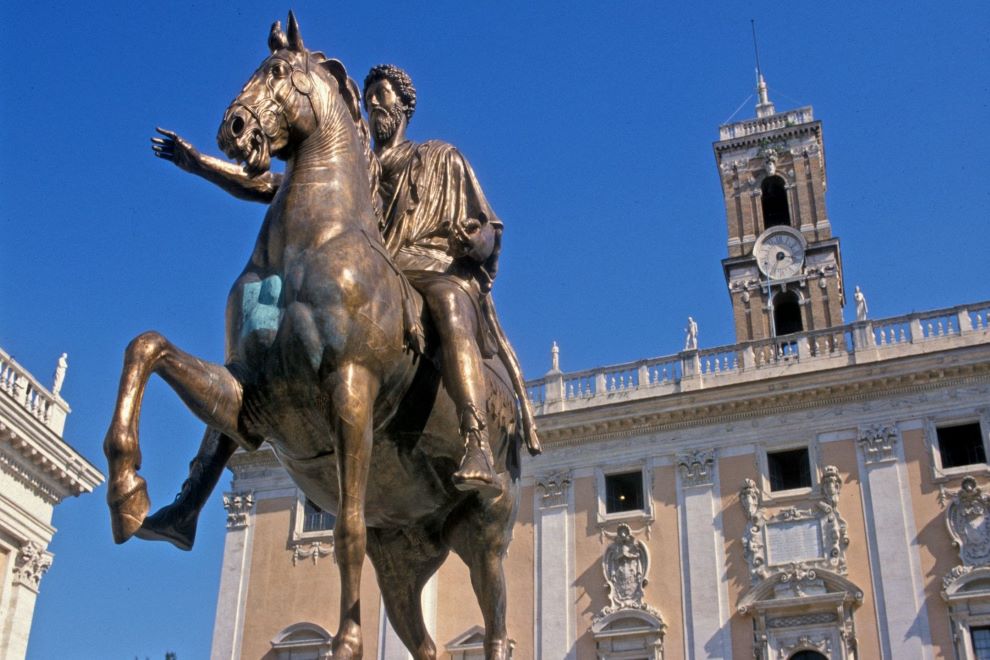 statue roma